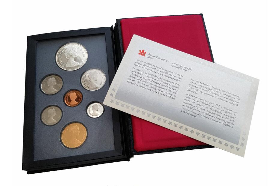 KMS im Originalfolder: 7 Stk. (Cent - 2x Dollar "Loon" & "Commemorative) - diverse Jahre
